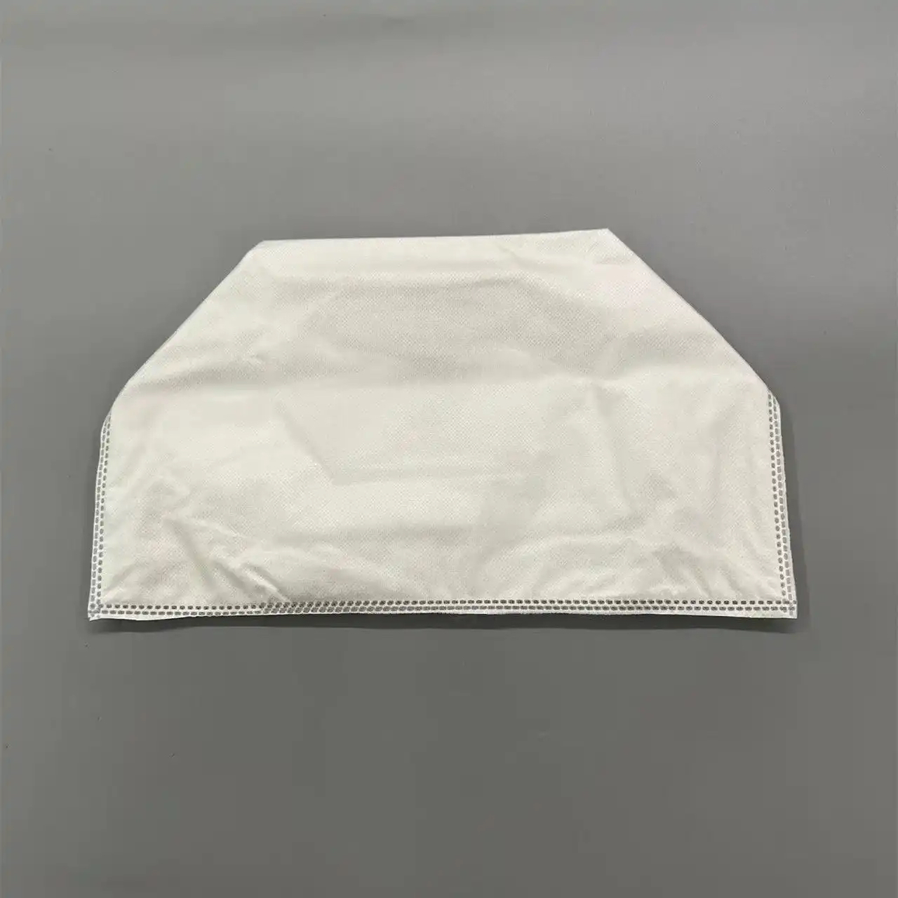 Nonwoven robotic vacuum cleaner bag